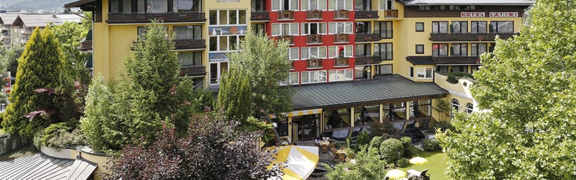 Hotel Latini (S) - 