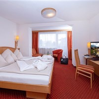 Hotel Schütthof (S) - ckmarcopolo.cz