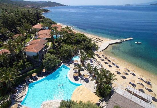 Eagles Palace Resort 5* - Řecko - bazén a pláž hotelu Eagles palace