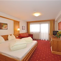 Hotel Alphof - ckmarcopolo.cz