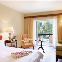 Grecotel Lux Me Daphnila Bay Dassia 4* - Grecotel LUX ME Daphnila by Dasia - pokoj superior s výhledem do zahrady - ckmarcopolo.cz