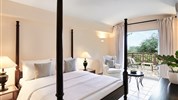 Grecotel Lux Me Daphnila Bay Dassia 4* - Grecotel LUX ME Daphnila by Dasia - rodinný pokoj s výhledem do zahrady