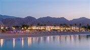 Muscat Hills Resort - pohled na hotel
