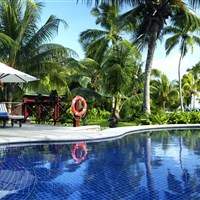 Paradise Sun hotel Praslin - bazén - ckmarcopolo.cz