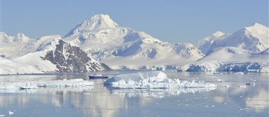  Antarktida a Arktida - 1