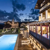 Hotel Villa Kastelruth - ckmarcopolo.cz