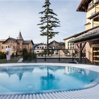 Hotel Villa Kastelruth - ckmarcopolo.cz