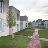Sisan Family Resort - ckmarcopolo.cz