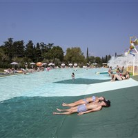 Sisan Family Resort - ckmarcopolo.cz