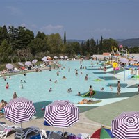 Sisan Family Resort - ckmarcopolo.cz