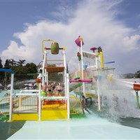 Sisan Family Resort - ckmarcopolo.cz