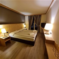 Hotel Pian di Neve - ckmarcopolo.cz