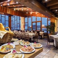 Hotel Pian di Neve - ckmarcopolo.cz