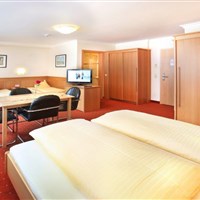 Hotel Austria (W) - ckmarcopolo.cz