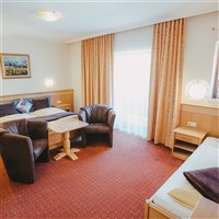 Hotel Austria (S) - ckmarcopolo.cz