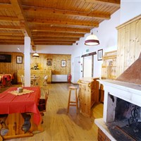 Hotel Piaz - zima - ckmarcopolo.cz