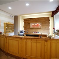 Hotel Piaz - zima - ckmarcopolo.cz