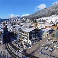 Hotel Monzoni - zima - ckmarcopolo.cz