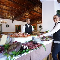 Hotel Monzoni - zima - ckmarcopolo.cz
