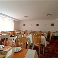 Strandhotel Faak (S) - ckmarcopolo.cz