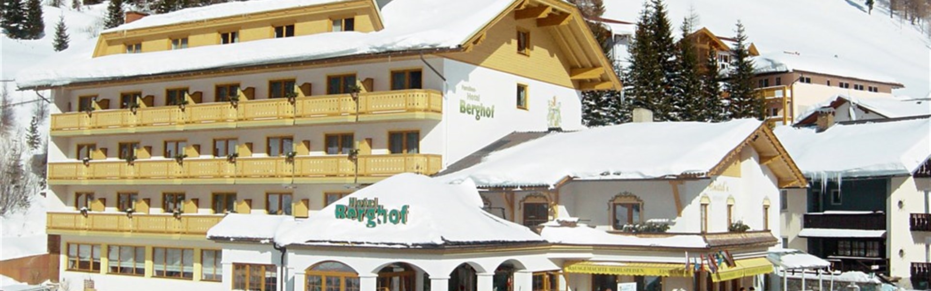 Familienhotel Berghof (W) - 