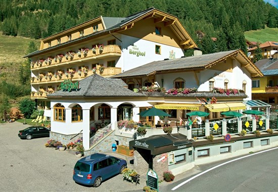 Familienhotel Berghof (S) - Evropa