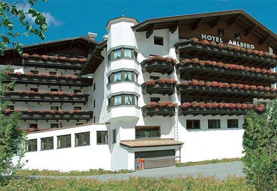 Hotel Arlberg (S) - Rakousko