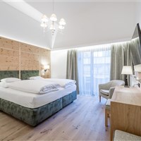 Hotel Enzian (W) - ckmarcopolo.cz