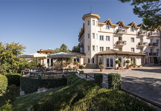 Hotel Bellavista - San Zeno di Montagna - 