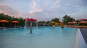 Garda Village****