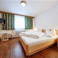 Hotel Alpina (S) - ckmarcopolo.cz
