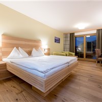 Hotel Leonhard (S) - ckmarcopolo.cz