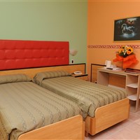 Hotel Cristallo - ckmarcopolo.cz