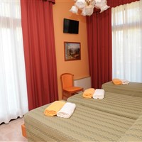 Hotel Cristallo - ckmarcopolo.cz