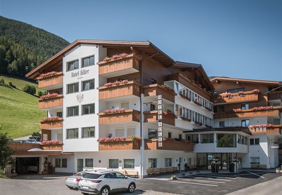 Hotel Adler (léto/Sommer) - Evropa