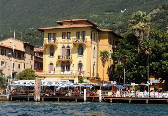 Hotel Malcesine - Malcesine - 