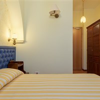 Hotel Malcesine - ckmarcopolo.cz