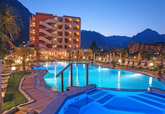 Hotel Savoy Palace - Riva del Garda - 