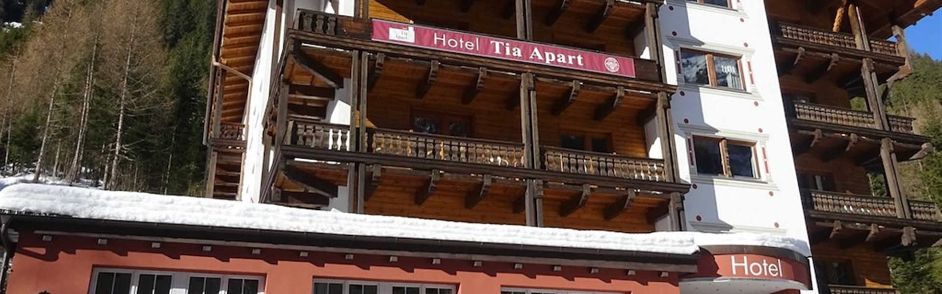 Tia Apart (W) - 