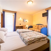 Hotel Latemar - ckmarcopolo.cz