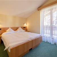 Hotel Latemar - ckmarcopolo.cz