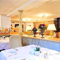 Hotel Arlberg (W) - ckmarcopolo.cz