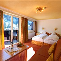 Hotel Arlberg (W) - ckmarcopolo.cz