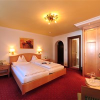 Hotel Arlberg (W) - ckmarcopolo.cz
