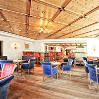 Hotel Arlberg (W) - ckmarcopolo.cz