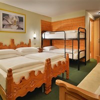 Hotel Loredana - ckmarcopolo.cz