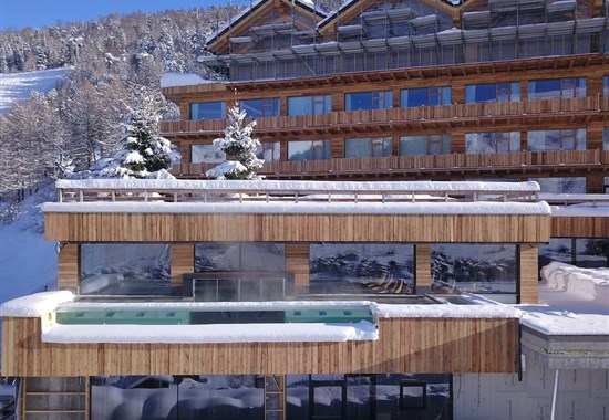 Hotel Alpen Village - Evropa