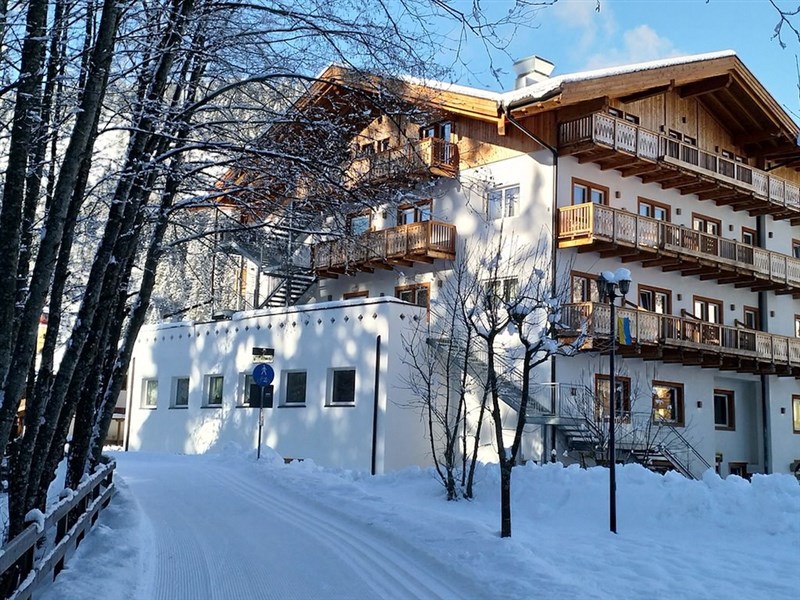 Park Hotel Avisio****