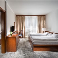 Pinia Hotel & Resort - ckmarcopolo.cz