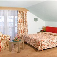 Park Hotel Rubino - ckmarcopolo.cz